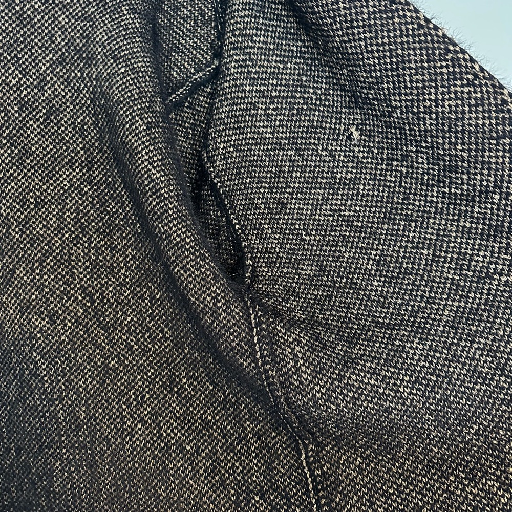 The Softest Women's Sleeping on Snow Metallic Shawl - Picture 7 of 11